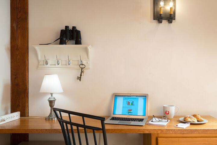 Room 26 of 30