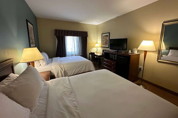 Room 28 of 51