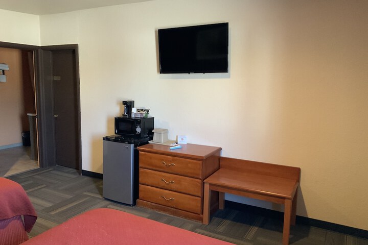 Room 21 of 65