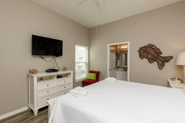 Room 16 of 25