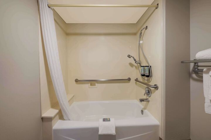 Best Western Inn & Suites Lemoore
