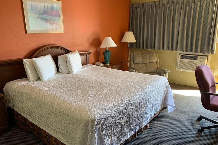 Room 12 of 29