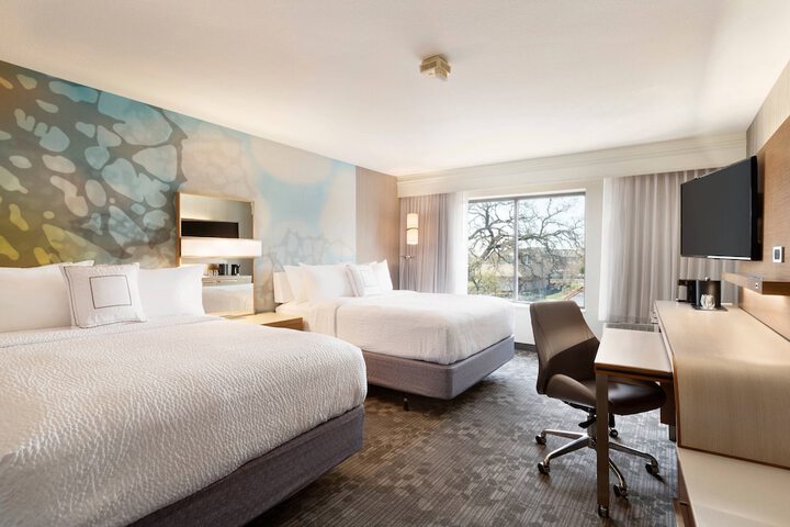 Room 14 of 46