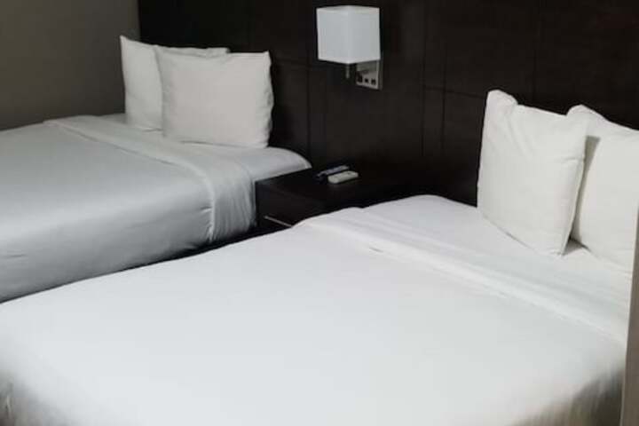 Room 22 of 39