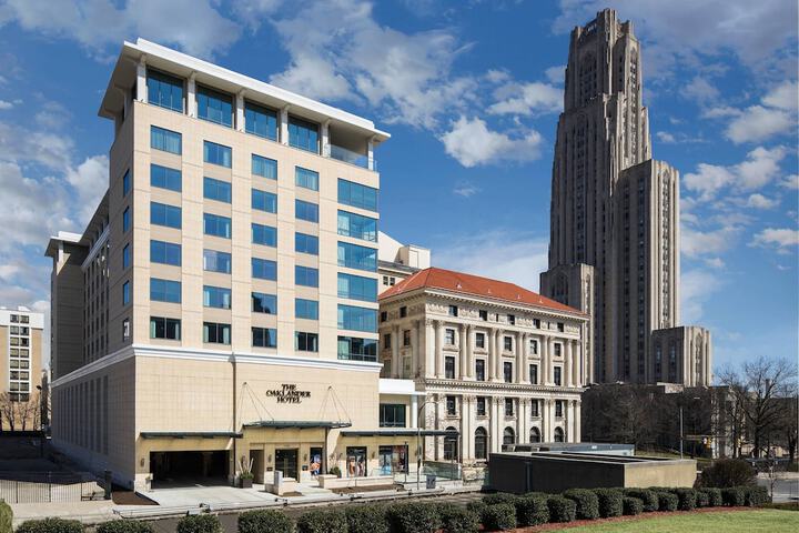 The Oaklander Hotel Autograph Collection