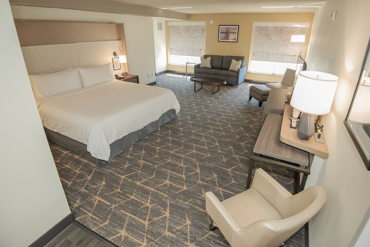 Room 43 of 76