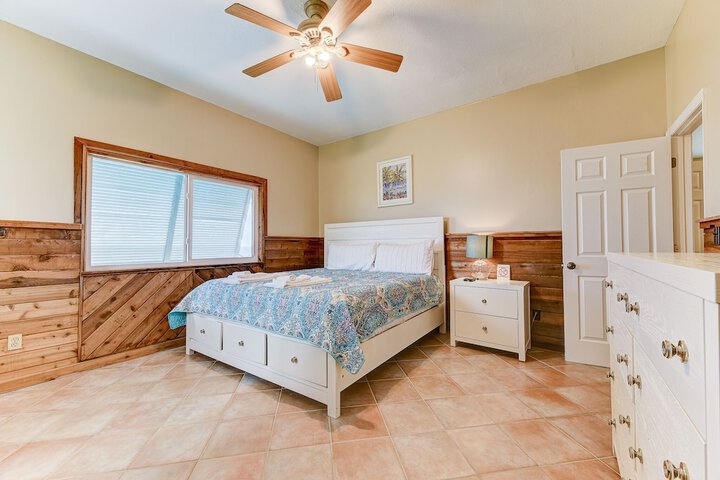 Room 16 of 49