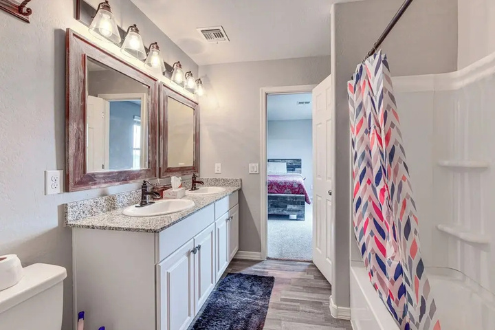 Pet-friendly Home w / Fenced Yard in Florence!