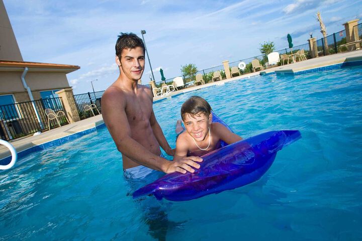 Pool 12 of 105