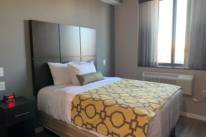 Room 10 of 26