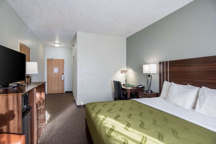 Quality Inn & Suites Pueblo West