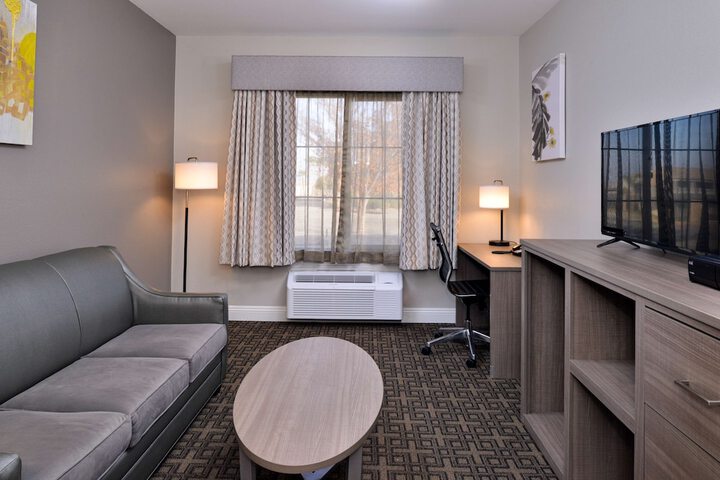 Room 13 of 46