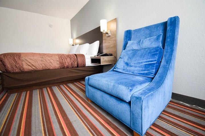 Room 42 of 72