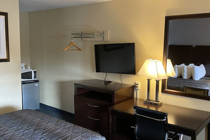 Room 30 of 40