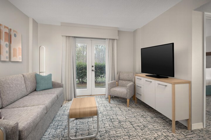 Homewood Suites by Hilton Raleigh / Cary