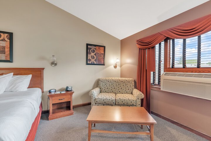 Room 13 of 34