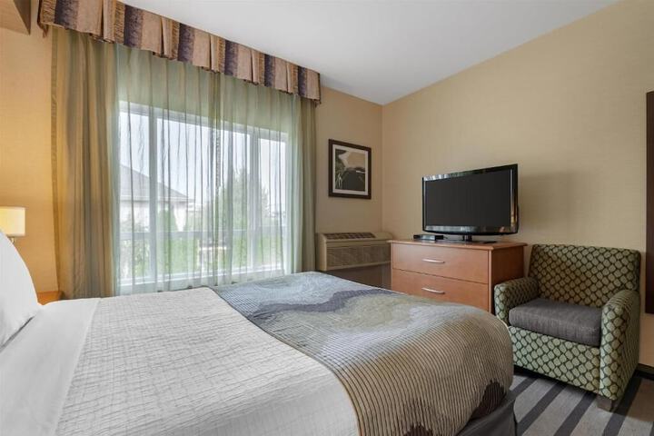 Best Western King George Inn & Suites