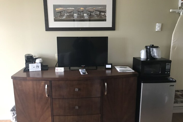 Room 83 of 105