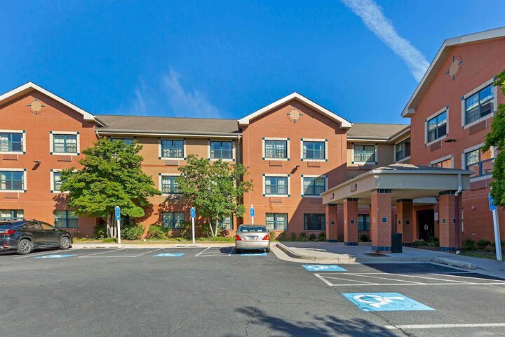 Hotel 3 of 33