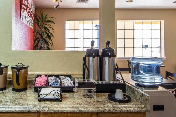 Breakfast/Coffee Service 63 of 71