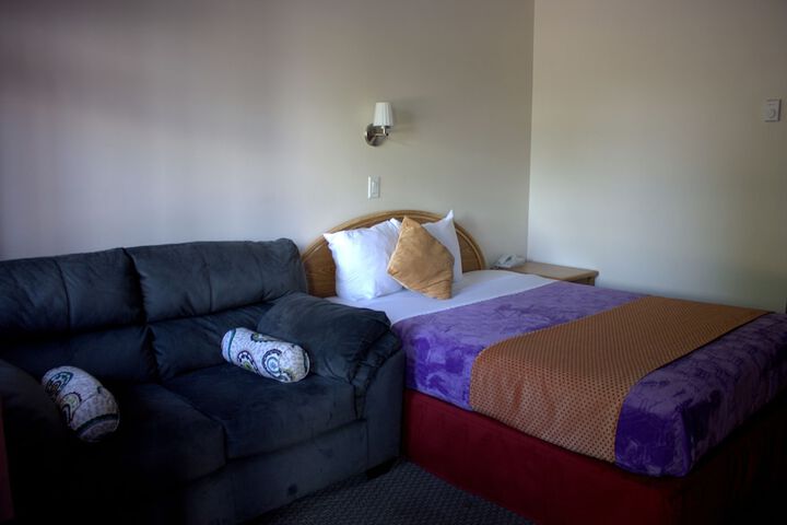 Room 49 of 63