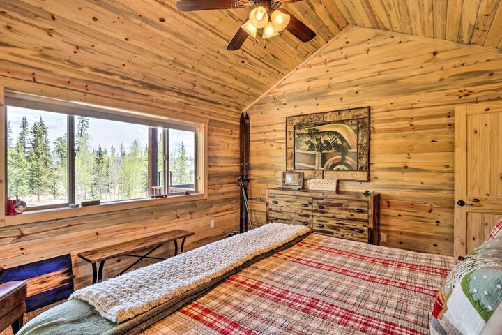 Jefferson Cabin w / Fire Pit: Near Hiking Trails!