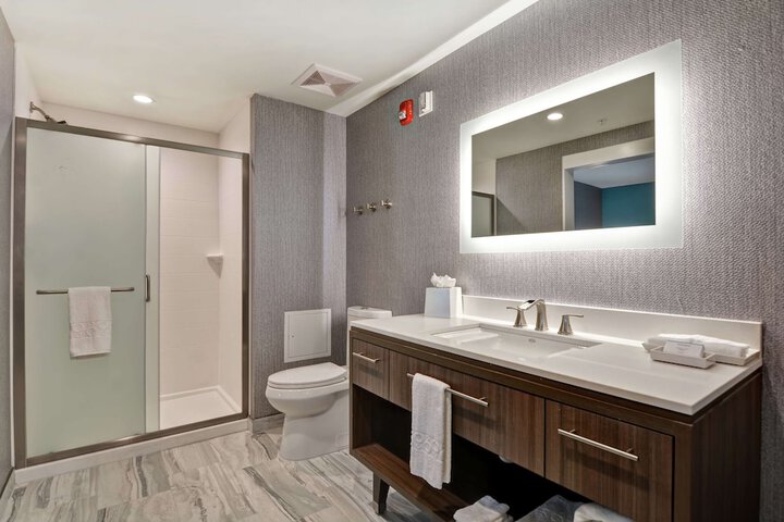 Home2 Suites by Hilton Jacksonville-South / St. Johns Town Ctr