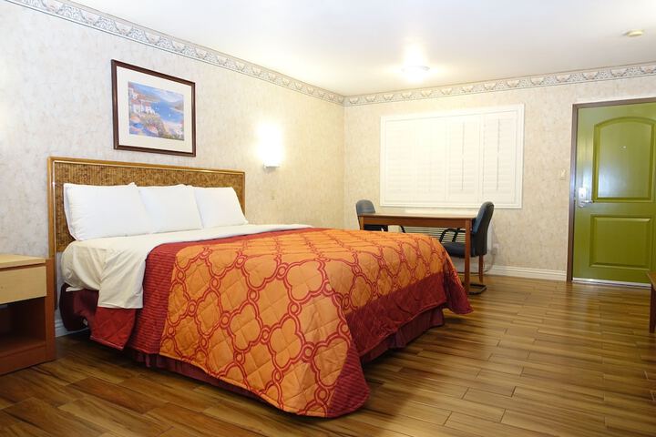 Room 16 of 58