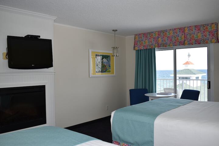 Room 9 of 34