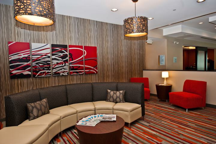 Hotel 6 of 37