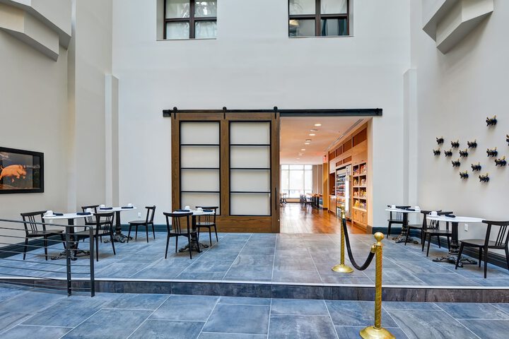The Cincinnatian Hotel Curio Collection by Hilton