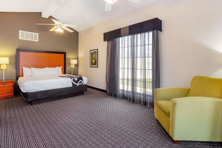 Room 25 of 52