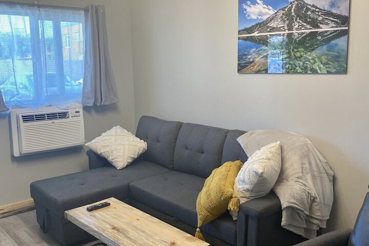 Room 8 of 26