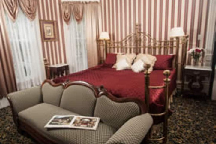 Room 28 of 52