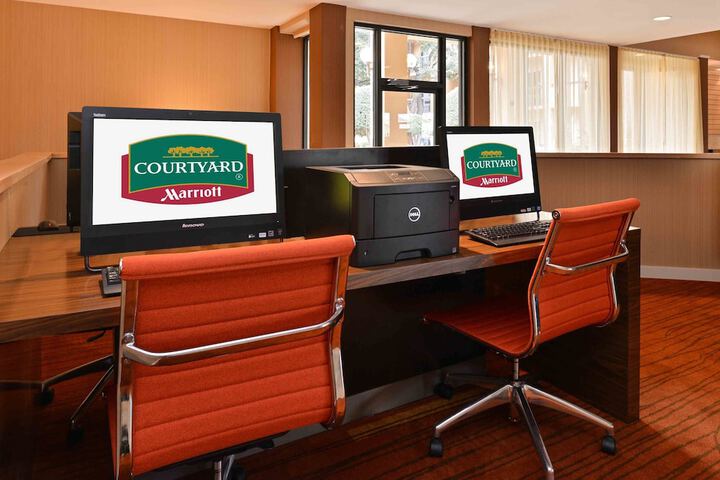 Business Center 30 of 30