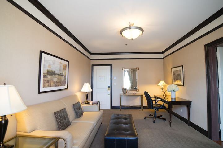 Room 30 of 42
