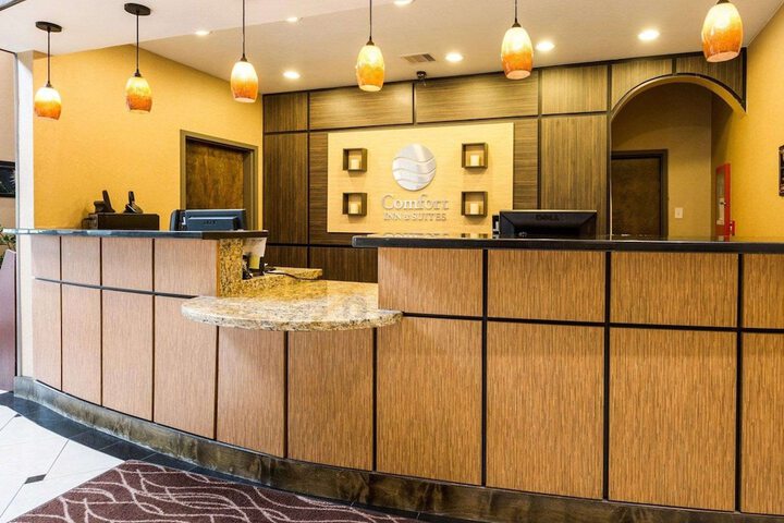 Comfort Inn & Suites Winnie