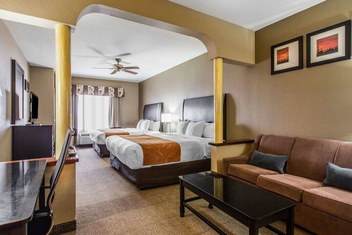 Room 12 of 39