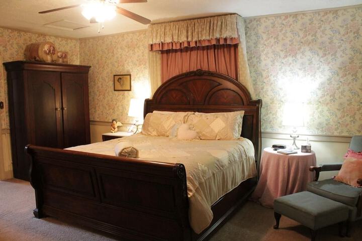 Room 11 of 67