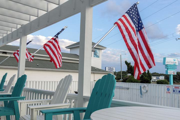 Ocean Sands Beach Boutique Inn - Stay at the Beach