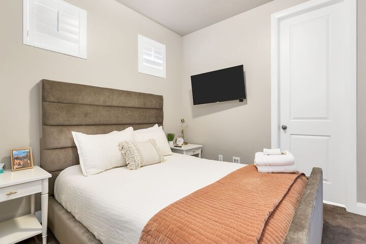 Room 41 of 55