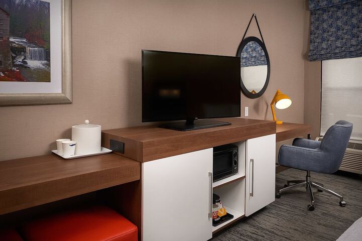 Hampton Inn by Hilton Youngstown-West I-80