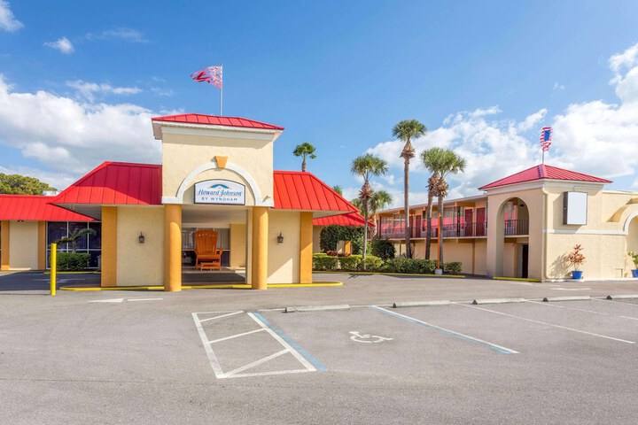 Hotel 2 of 34