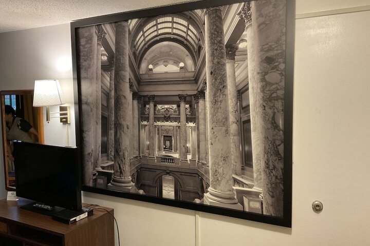 Room 19 of 27