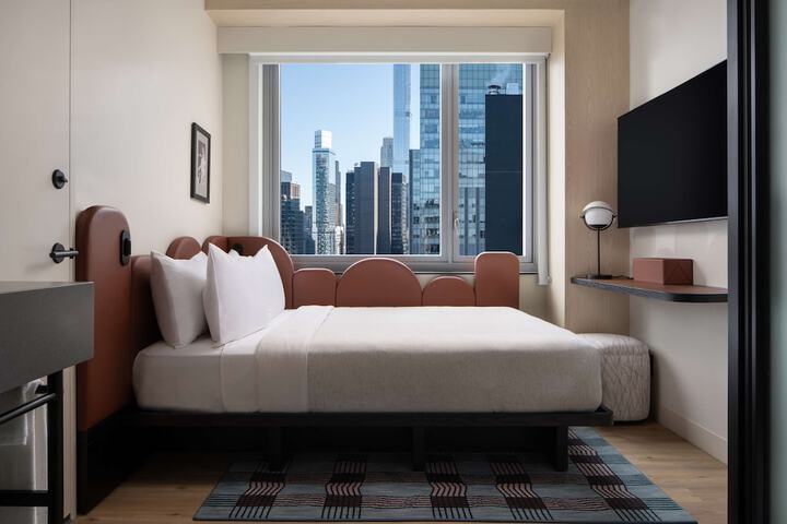 Room 21 of 57