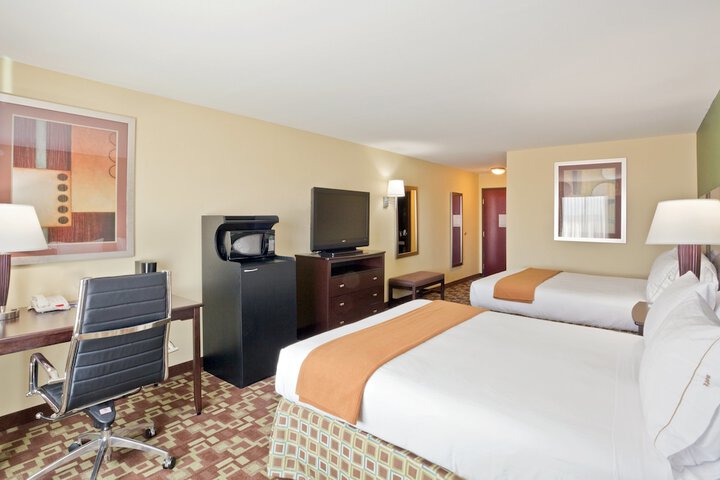 Room 15 of 47