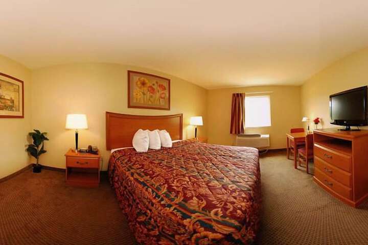 Room 20 of 38