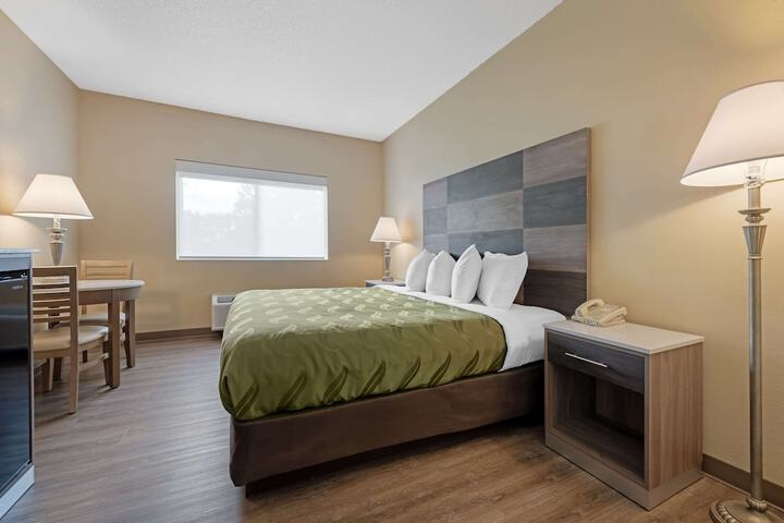Room 15 of 47