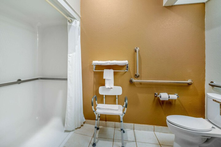 Room 20 of 30