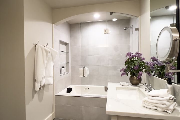 Element 52 Auberge Collection
